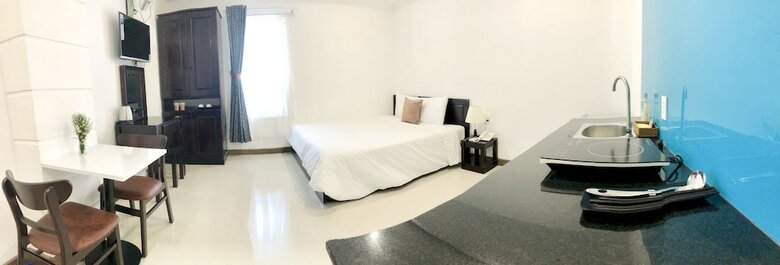 Phuong Dong Hotel & Apartment