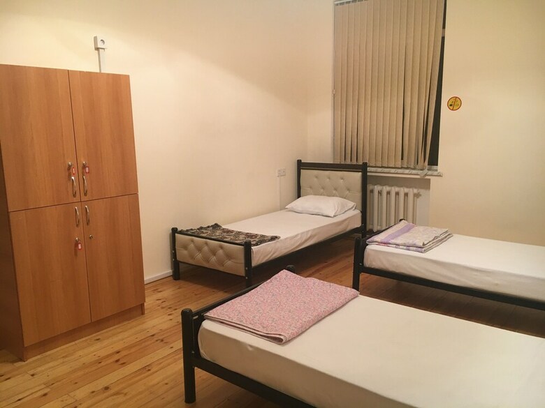 Hostal Badamdar Hotel