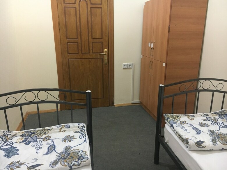 Hostal Badamdar Hotel