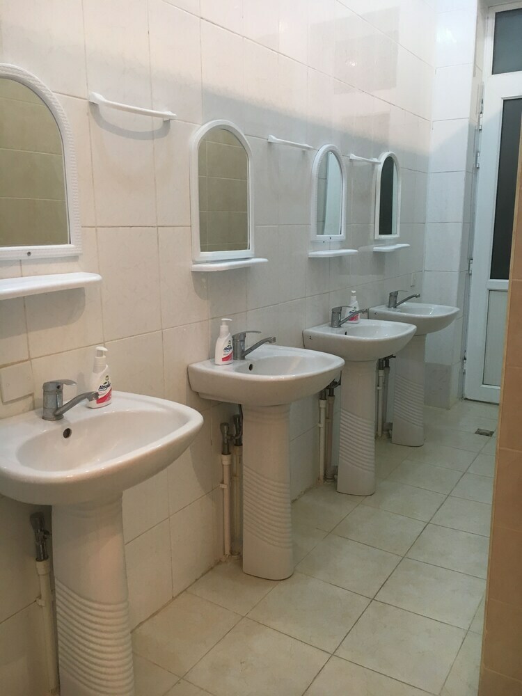 Hostal Badamdar Hotel