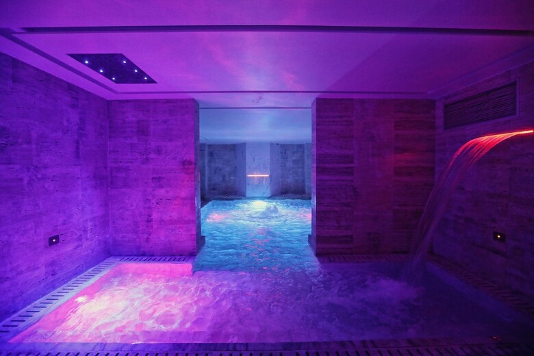 Premium Beach Hotel