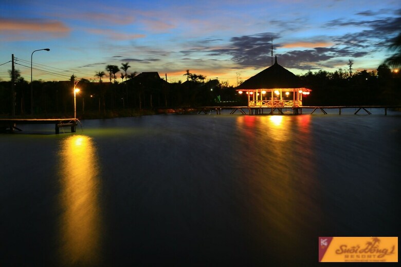 Hotel Suoi Hong Resort