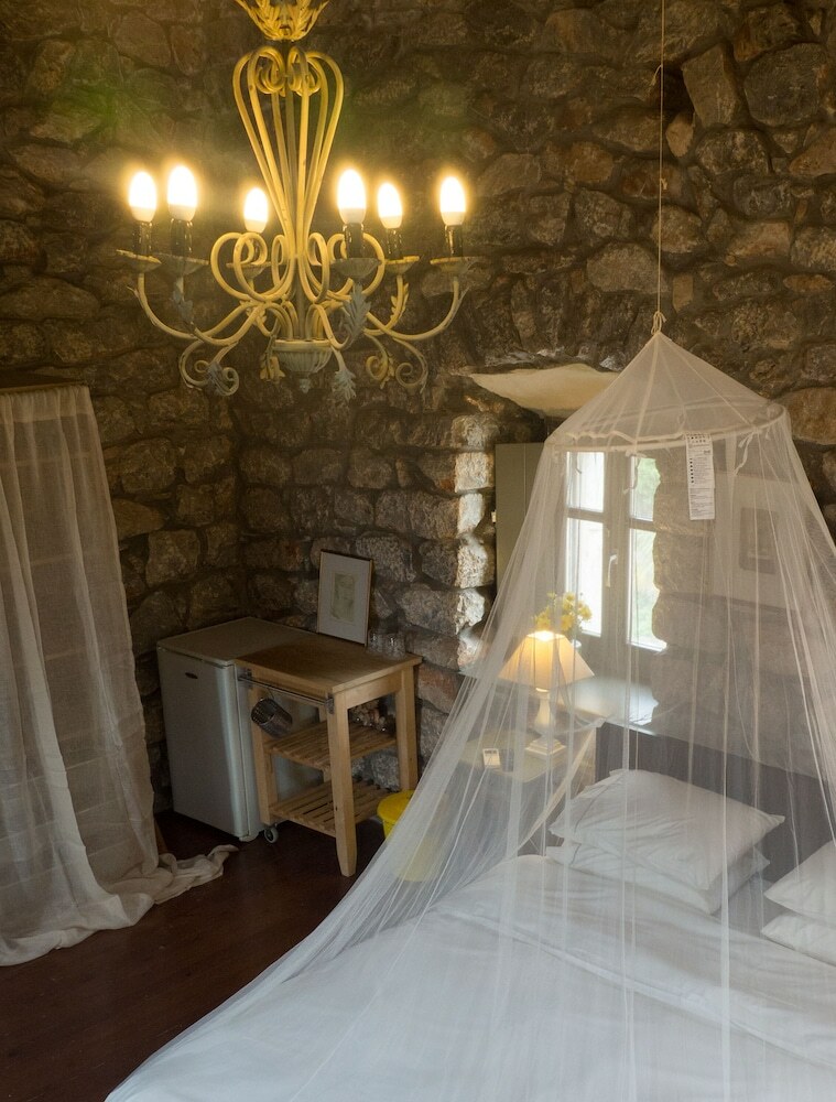 Residencia Tower House Mani