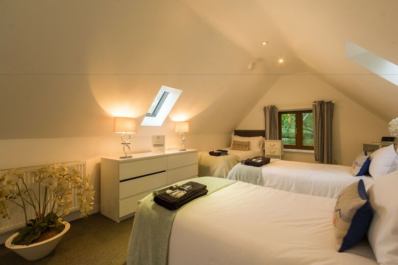 Hotel No1 Bootcamp Norfolk