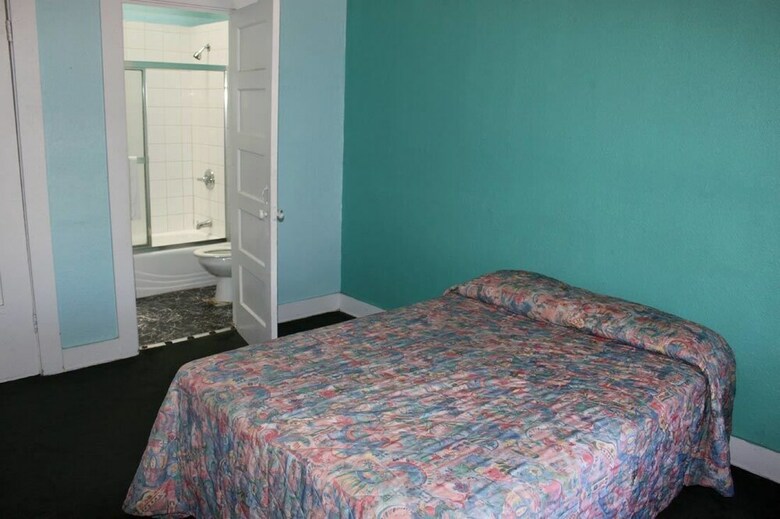 Hotel West Inn Hollywood - La