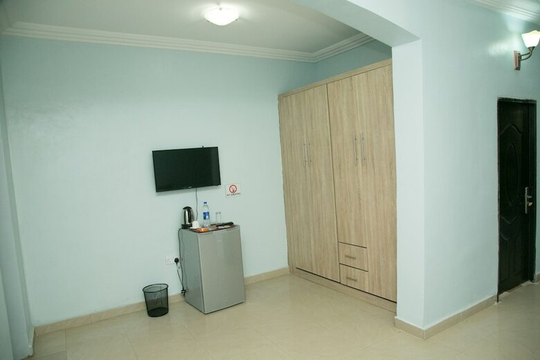 Hotel Josto's Place