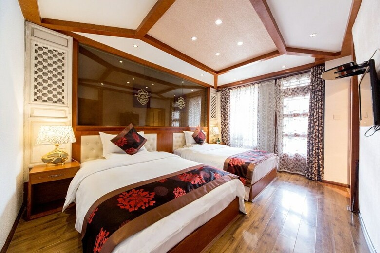 Lijiang Bairui Vacation Hotel