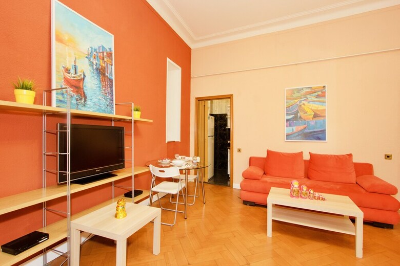 Luxkv Apartment On Gnezdnikovskiy
