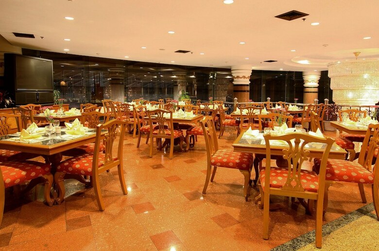 Grand Tower Inn Rama VI Hotel