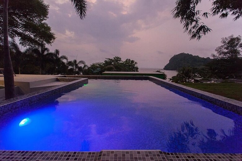 Villa Bamboo Garden House
