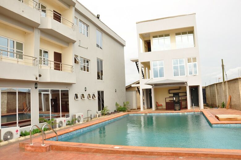 Grand Bank Link Hotel
