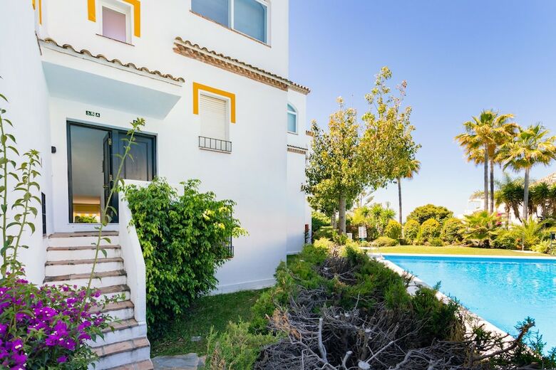 Apartaluz Marbella Costabella