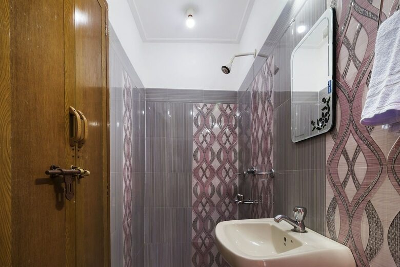 Guesthouser 3 Bhk Houseboat 1b08
