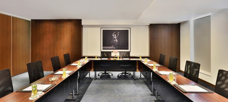 Hotel Fairfield By Marriott Chennai Omr