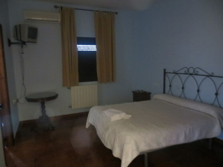 Hostal Restaurante Campo Abierto