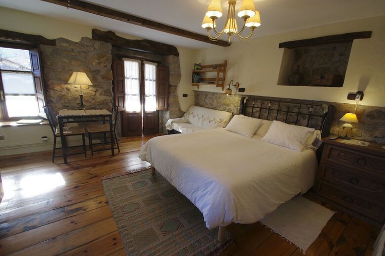 Agroturismo Casa Rural La Cortina