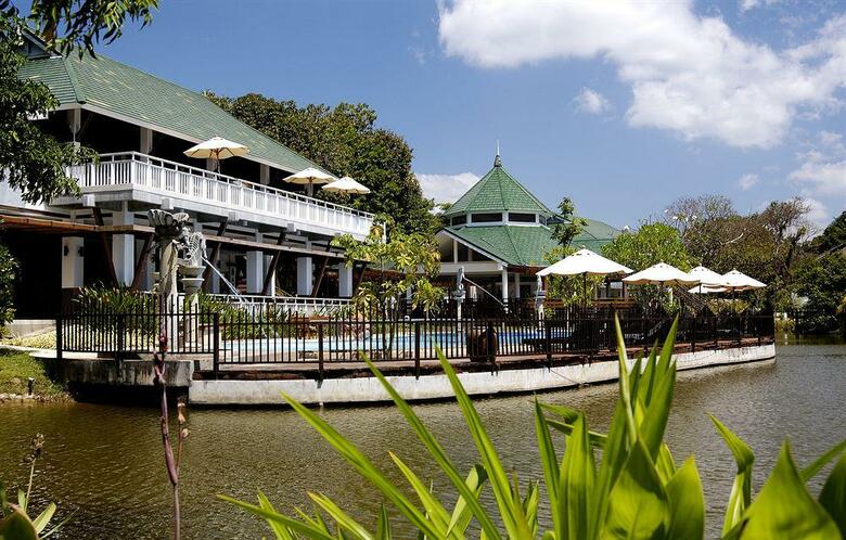 Hotel Peace Laguna Resort & Spa