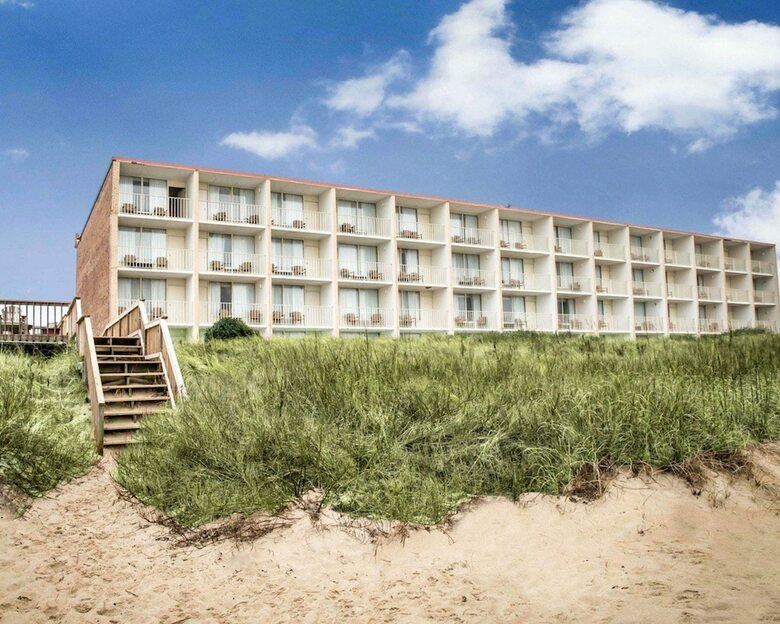 Hotel Comfort Inn On The Ocean