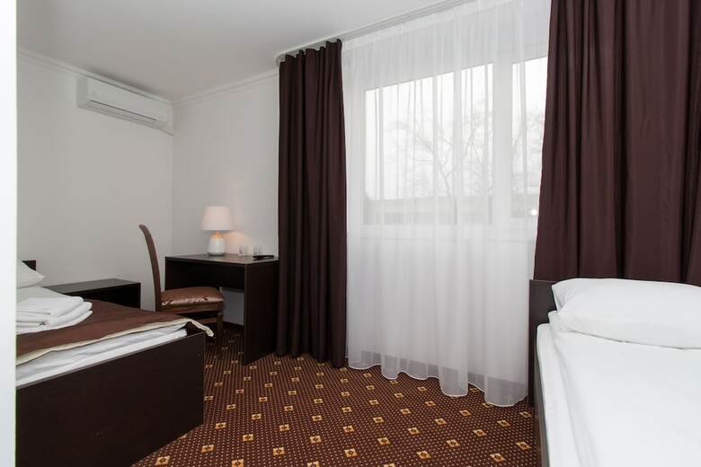 Atriya Hotel