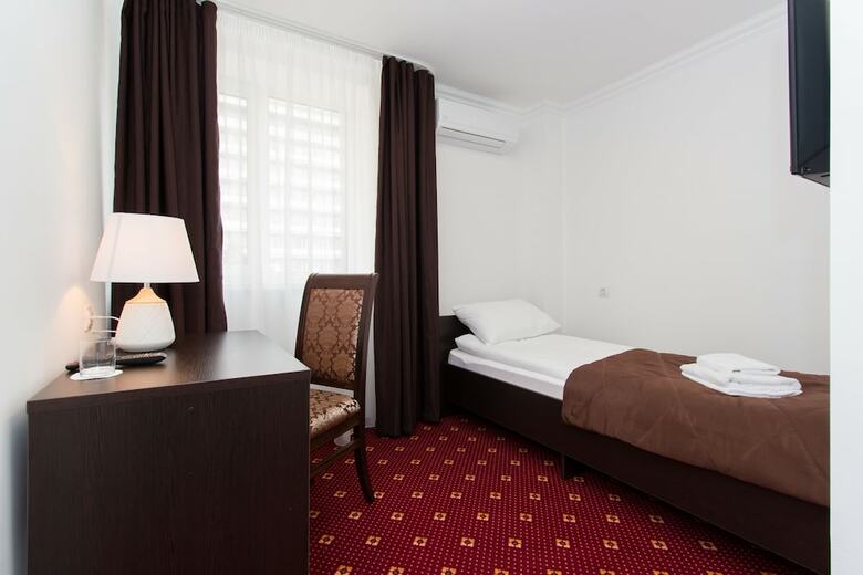 Atriya Hotel