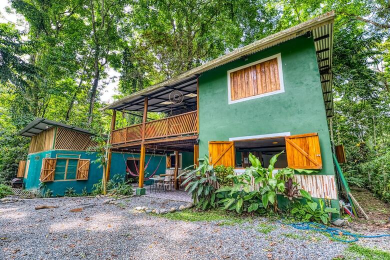 Hotel The Green Jungle House