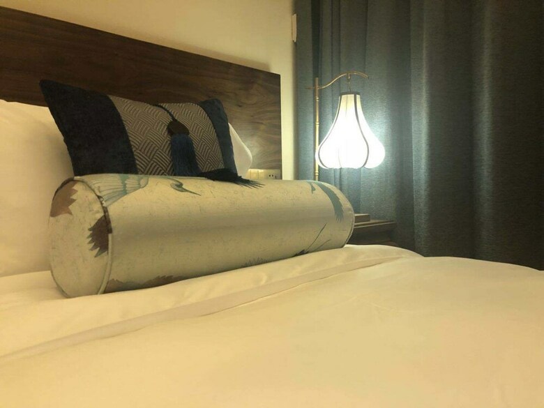 Hotel Perched Memory
