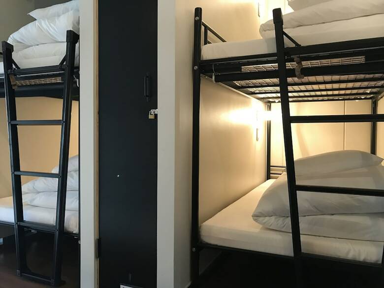 Hostal Chillulu Coffee & Hostel