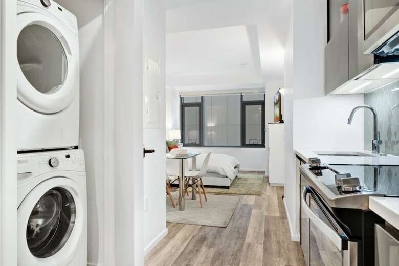 Aparthotel Global Luxury Suites In South End