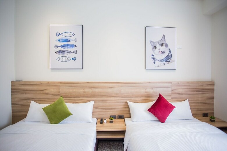 Rainbow Hotel