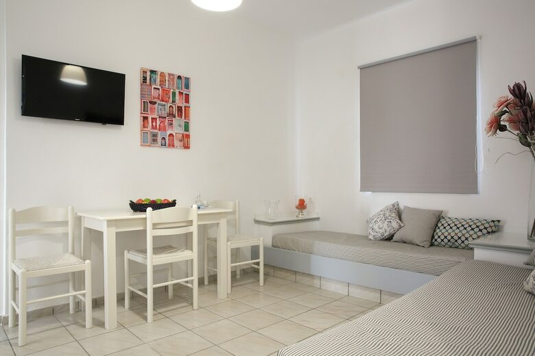 Irene Beach Apartments