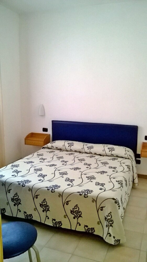 Riviera Residence