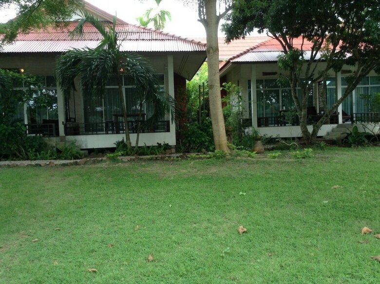 Hotel Ruan Panalee Resort