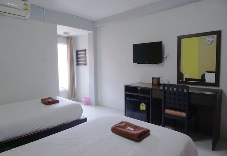 Hotel Puangpech Place