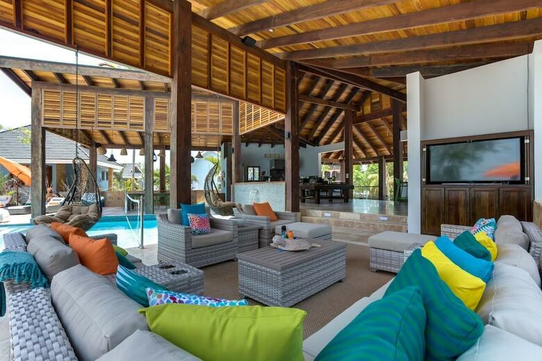 Villa The Enclave- Private Island