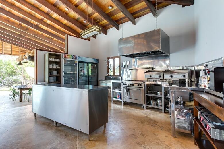 Villa The Enclave- Private Island