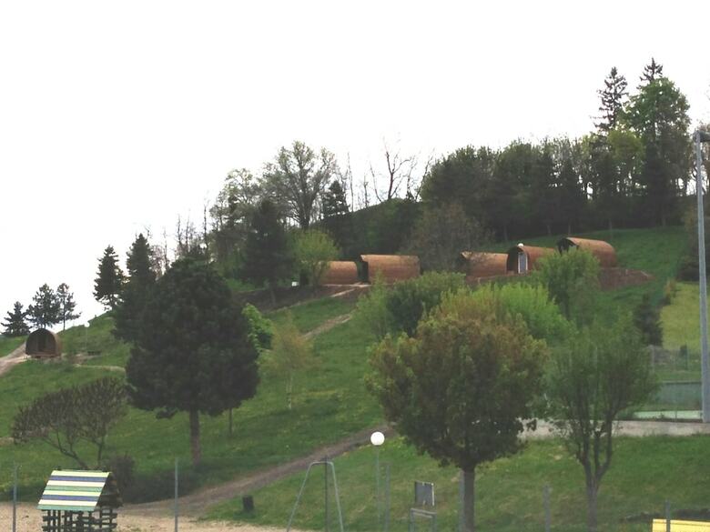 La Colline Aux Cabanes