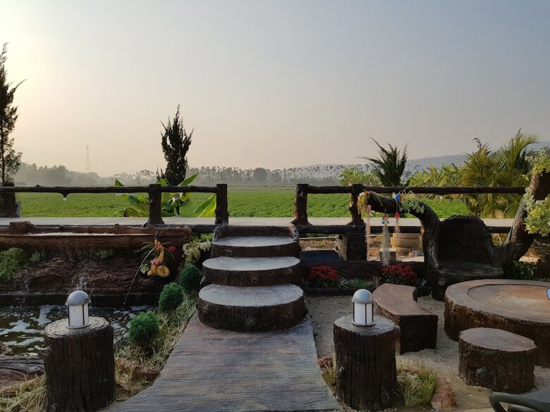 Chadaporn Mae Chaem Hotel