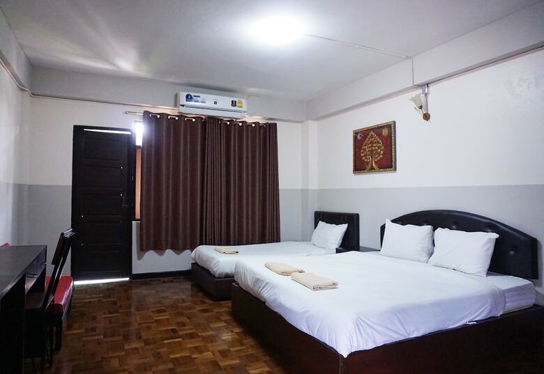 Puangpech Hotel