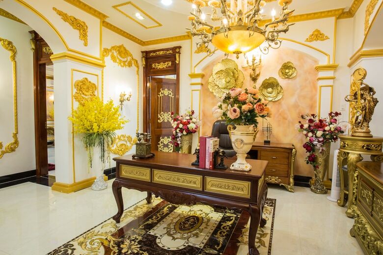 King Hotel