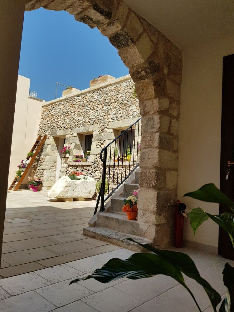 Bed & Breakfast Salento Ada's House