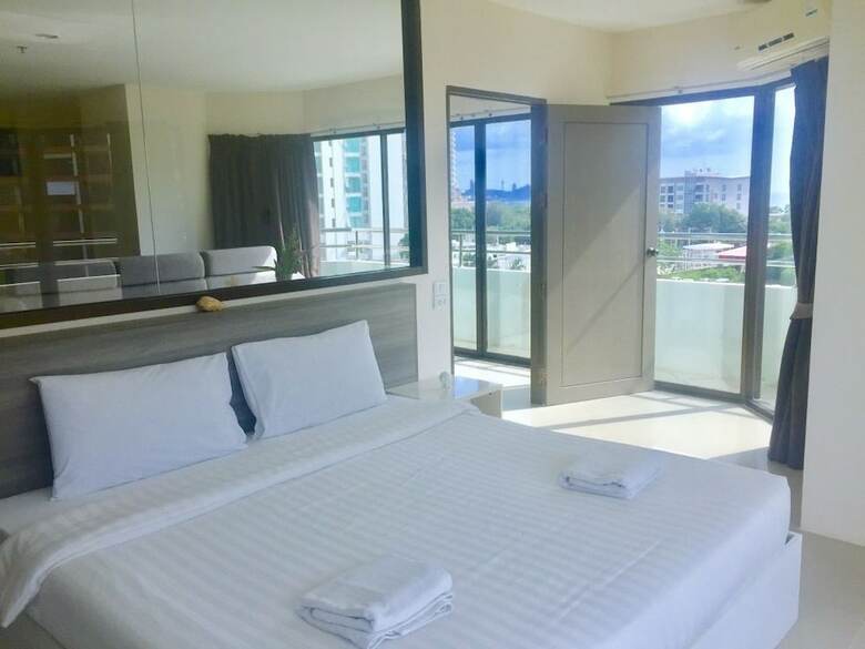 Aparthotel Apartment R-con Wongamat