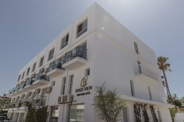 Apartamentos River View Boutique