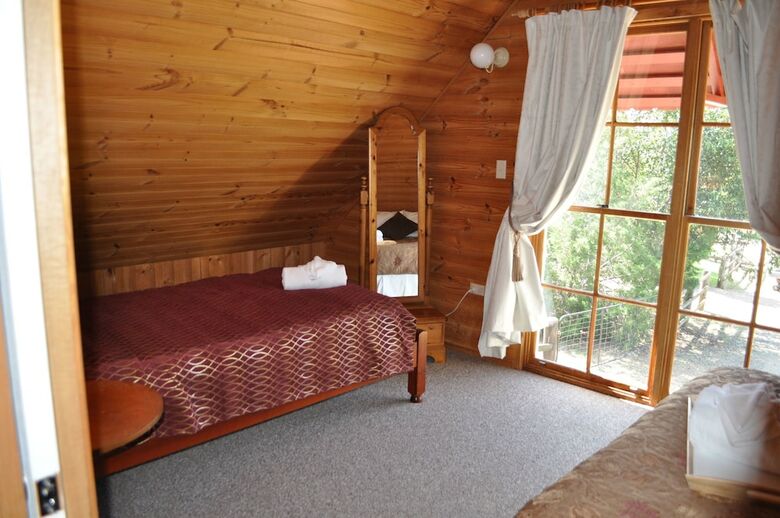 Cabana Bracken Ridge Villas