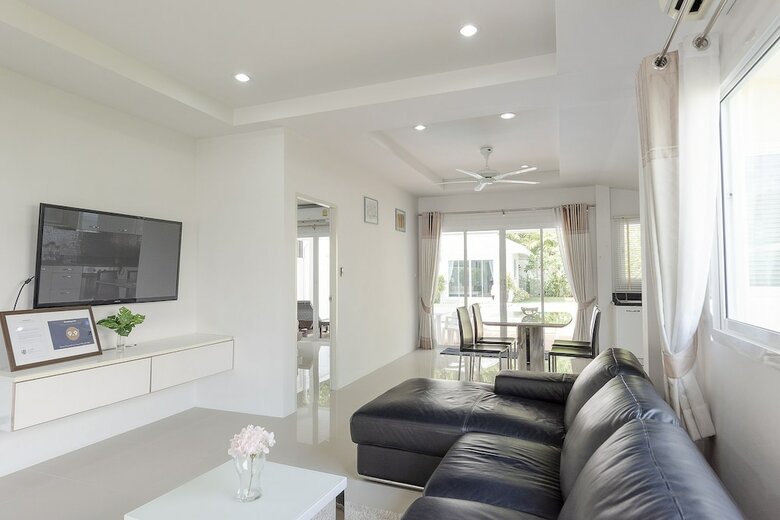 Baanpromphun Pool Villa By Bv