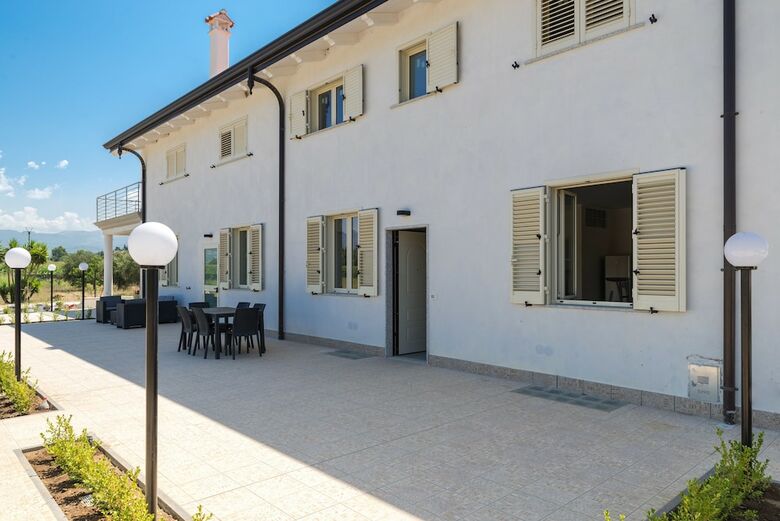 Hotel Donna Elena