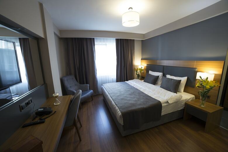 Md Barbaros Hotel