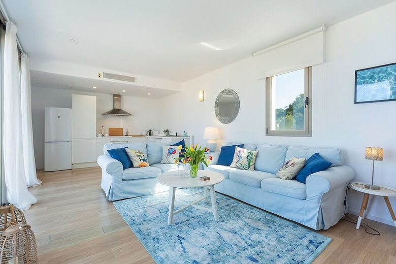 Apartamentos Sea View House Son Serra Mallorca