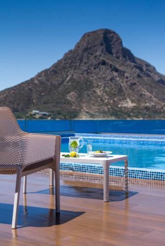 Carian Hotel