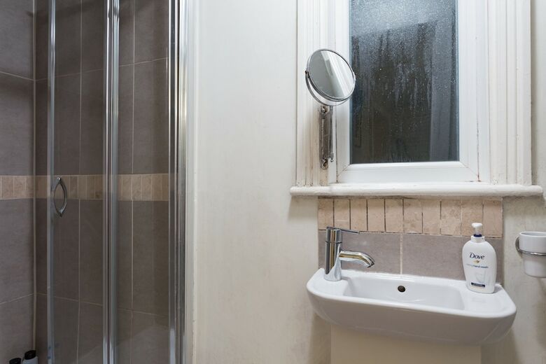 Apartamentos One Bedroom Flat With A Garden