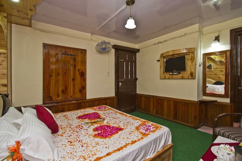Hotel Vikrant